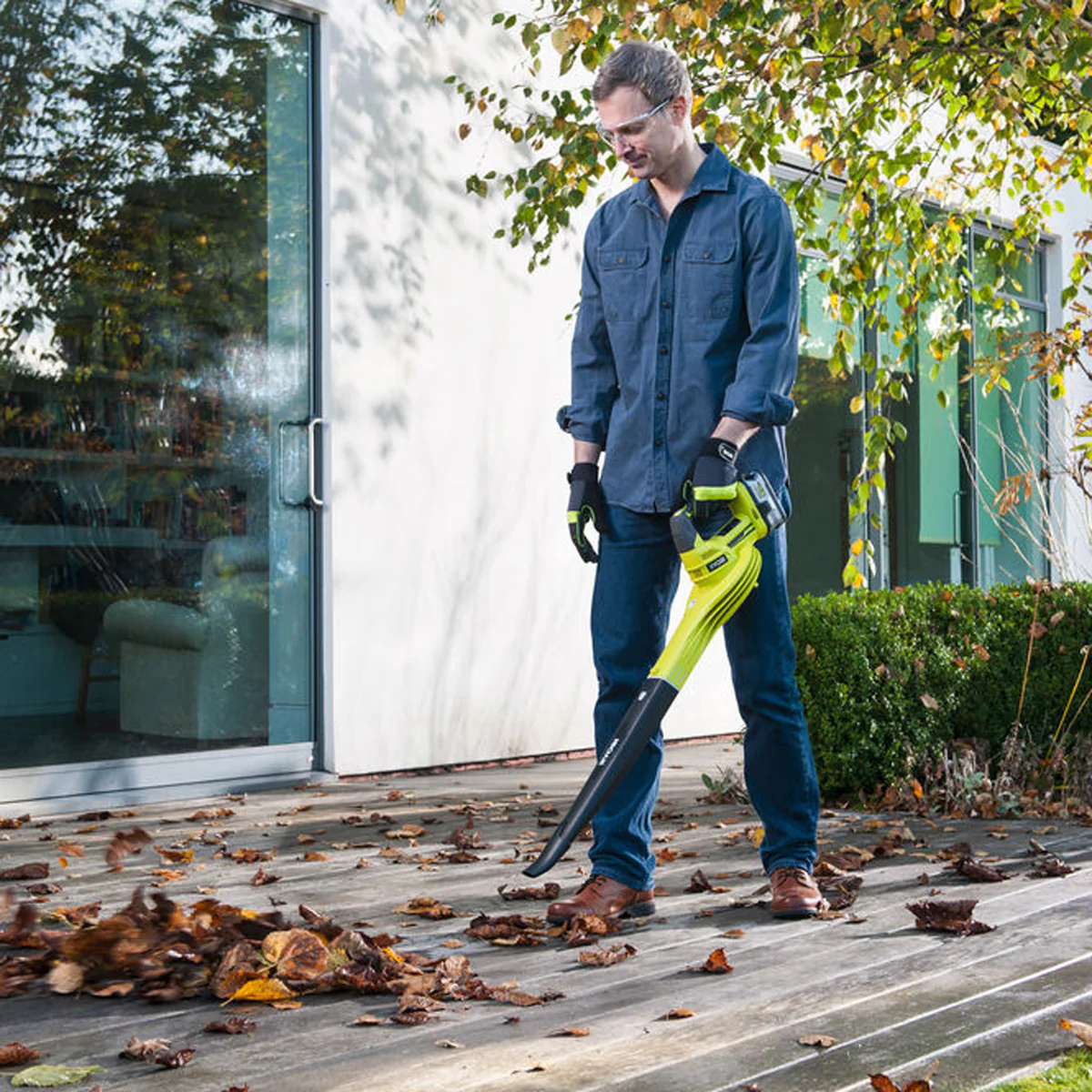 Ryobi Cordless Garden Blower - 245km/h - Plastic - Lightweight - Image 4