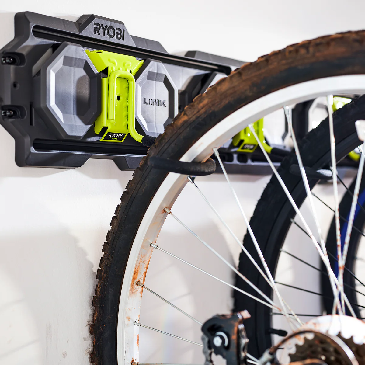 Ryobi Link Bike Hook - Steel - 22.6kg Capacity - Modular Wall Storage - Image 4