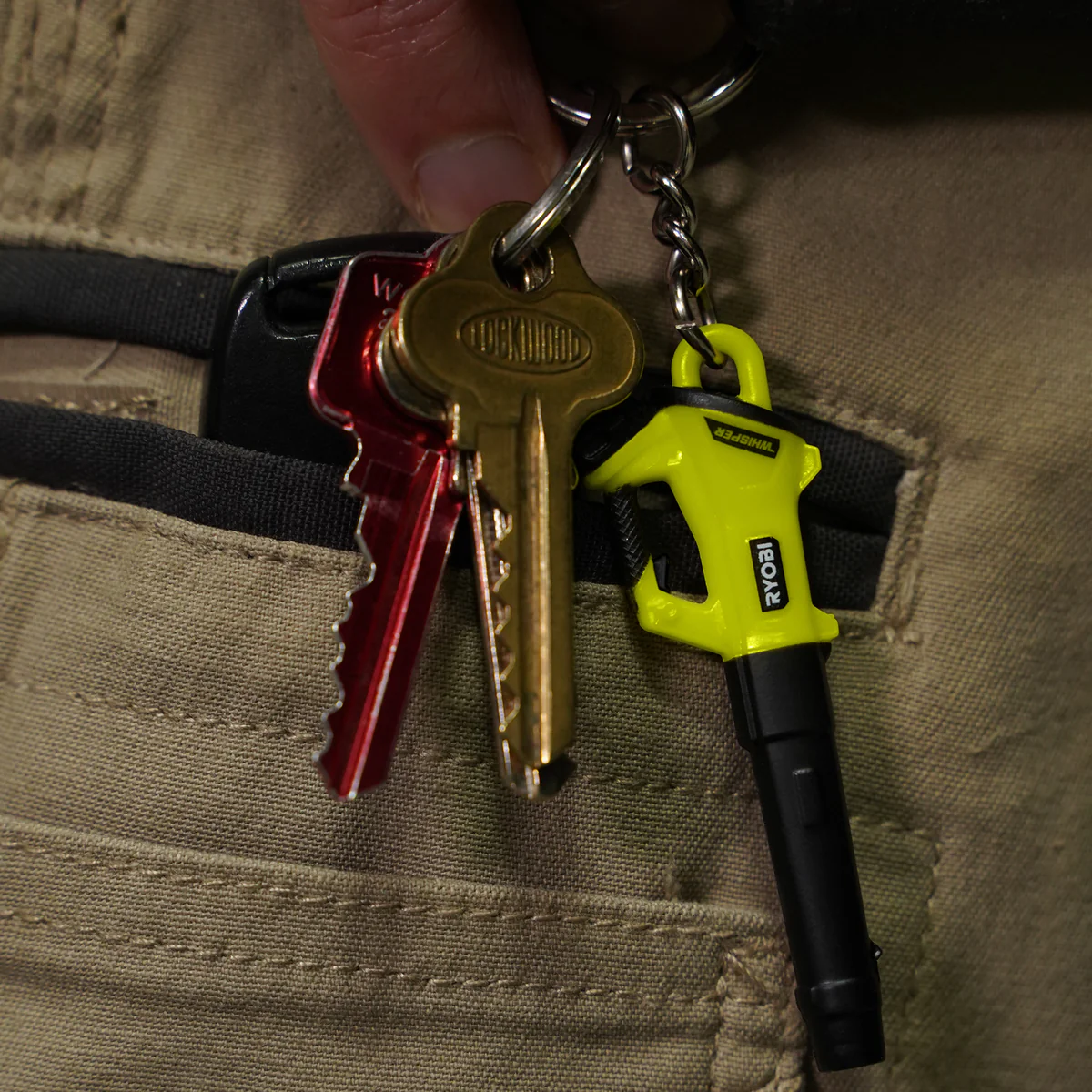Ryobi Mini S Leaf Blower Keyring - 22mm x 113mm - 100% Recycled Plastics - Image 3