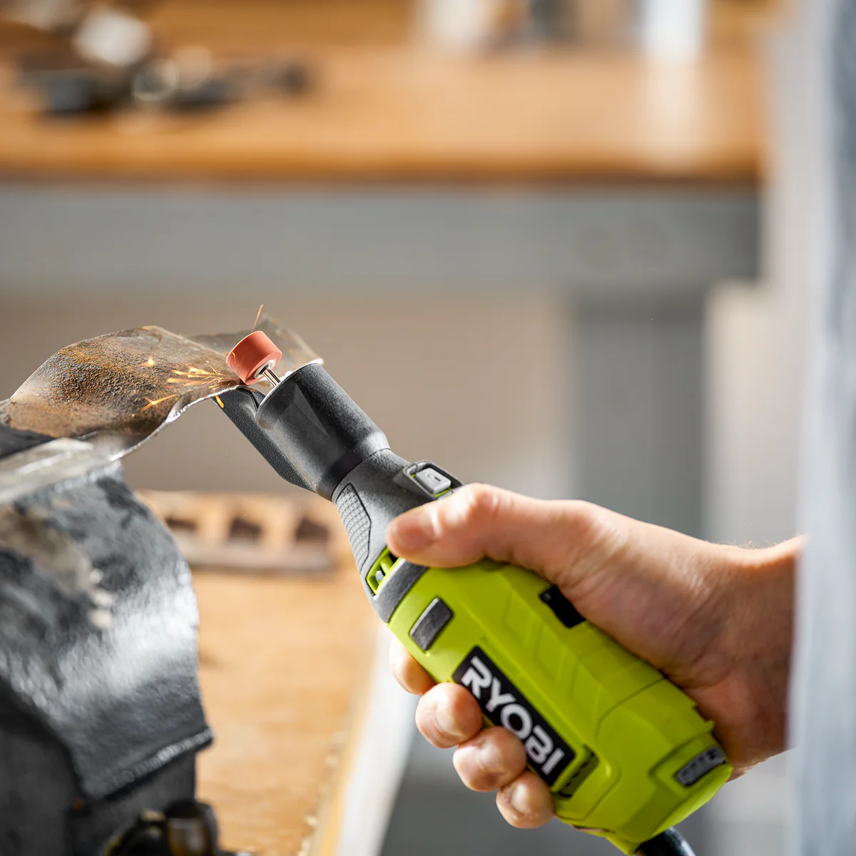 Ryobi Premium Rotary Tool RRT130 - 2 Attachments & 31 Accessories - 240V - Image 2