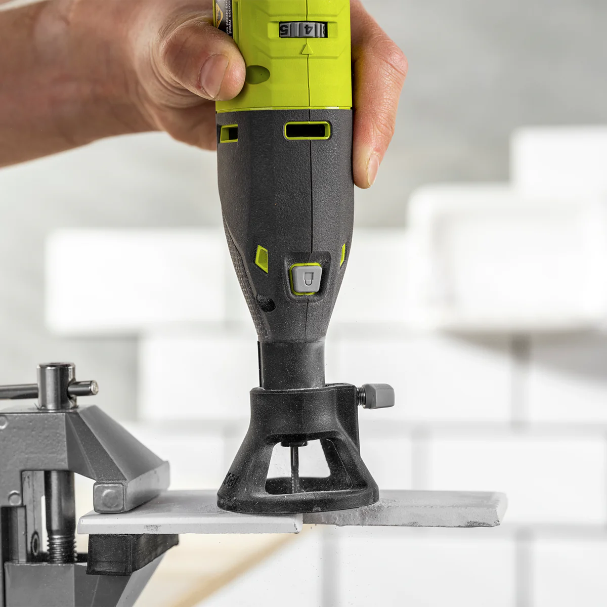 Ryobi Tile Cutting Bit - 3.2mm - Universal Fit for Ceramic Tiles - Efficient Cutting - Image 3