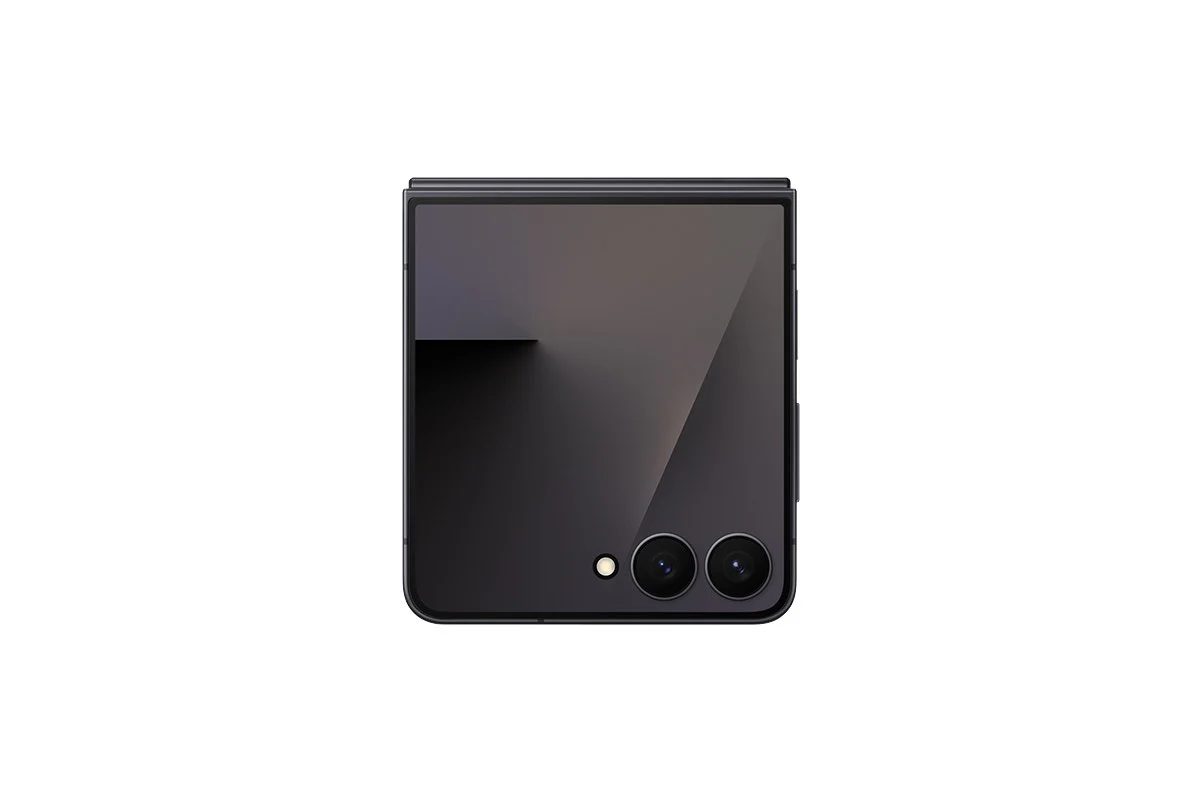 Samsung Galaxy Z Flip7 5G 256GB Jet Black Foldable Smartphone - Image 7