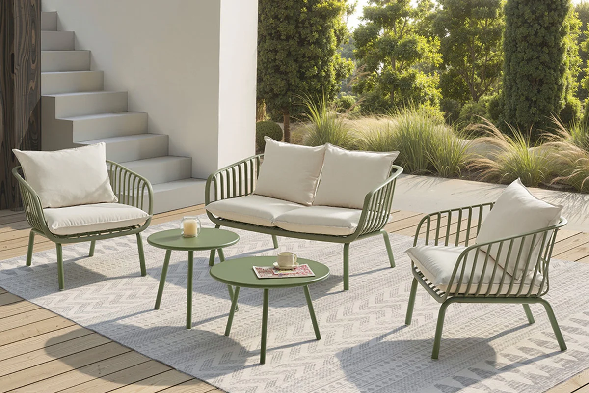 Shangri La Chapman Outdoor Armchair and Table Set Green