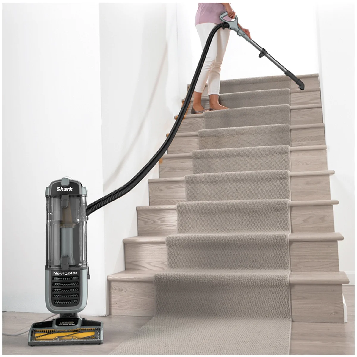 Shark Navigator Upright Vacuum ZU62 Capacity 3L Pet Hair - Image 3
