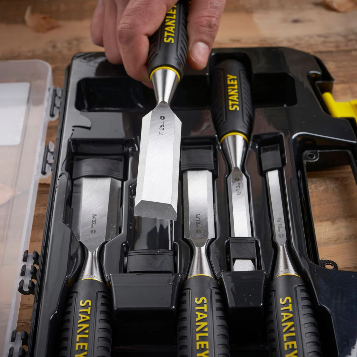 Stanley 5 Piece Essentials Chisel Set - 10mm to 32mm - Carbon Steel Blades - Image 5
