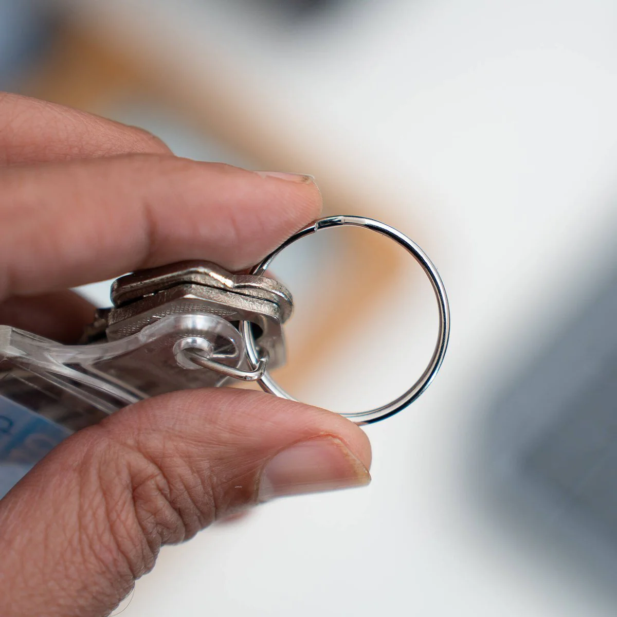 Taskmaster 30mm Key Ring - 100 Pack - Durable Steel - Easy Key Organisation - Image 5
