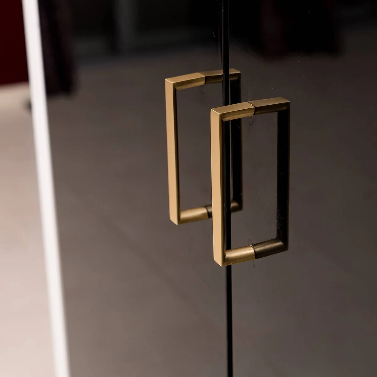 Taskmaster 96mm Brushed Brass Round Handle 10 Pack - Easy Installation - Image 3