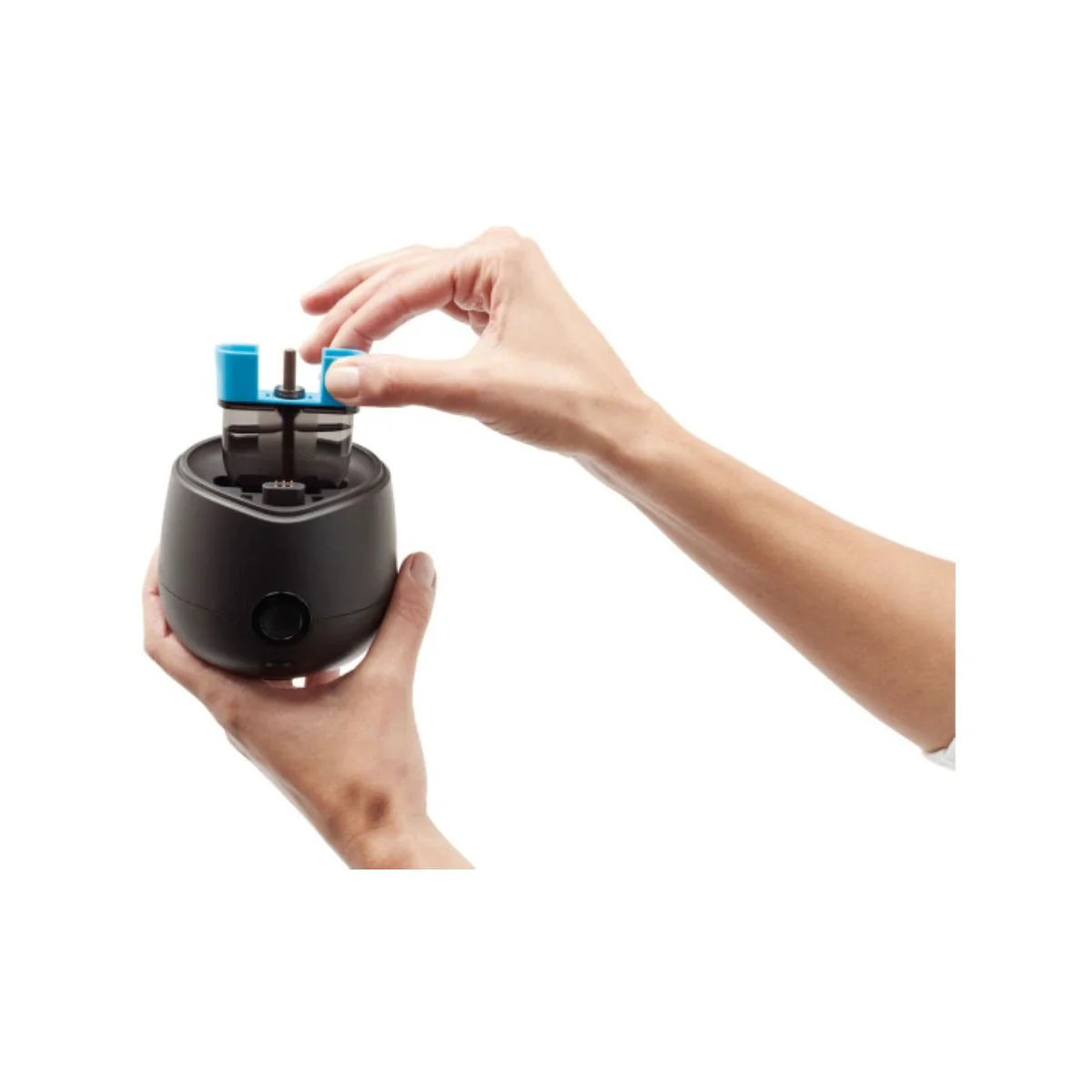 Thermacell Charcoal Insect Repeller - 28m² Coverage - Rechargeable Battery - Image 4
