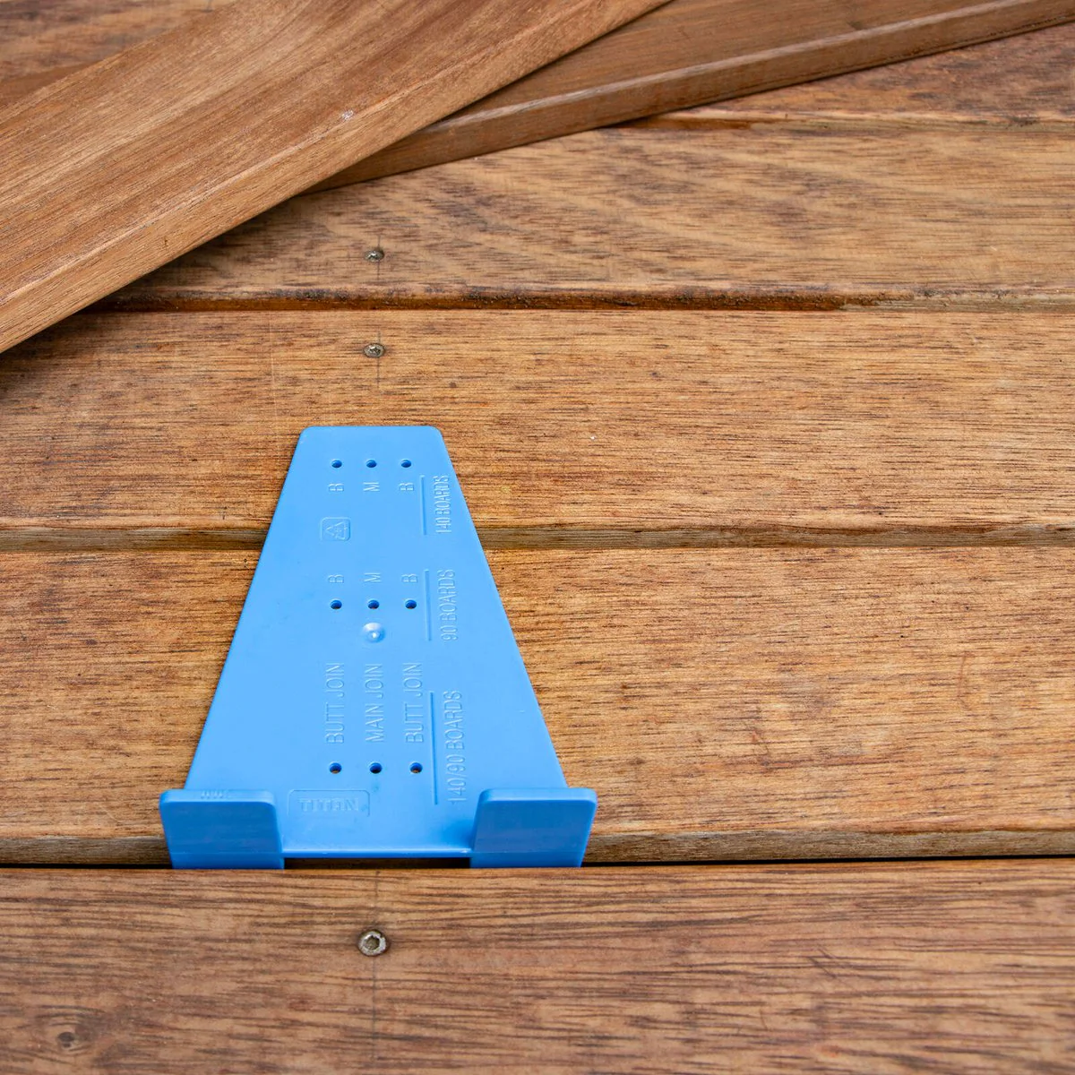 Titan Install Decking Joist Template Spacer 2 Pack - 135mm x 100mm - Consistent Gaps - Image 5