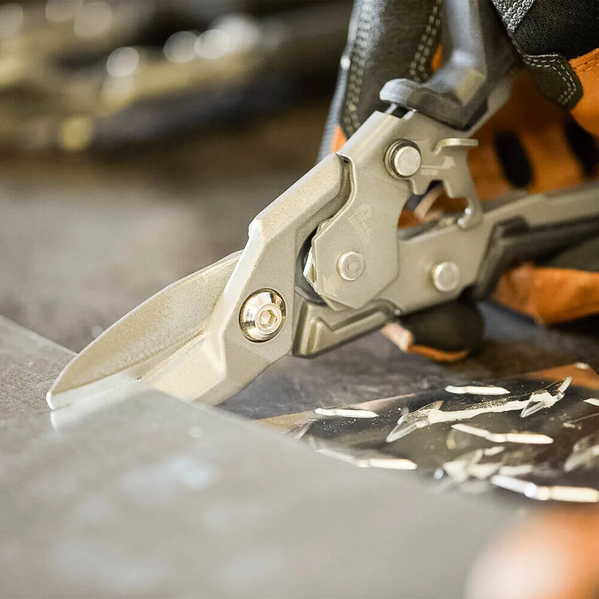 Toughbuilt Straight Cut Aviation Snips - 262mm - Durable Ergonomic Design - Image 5
