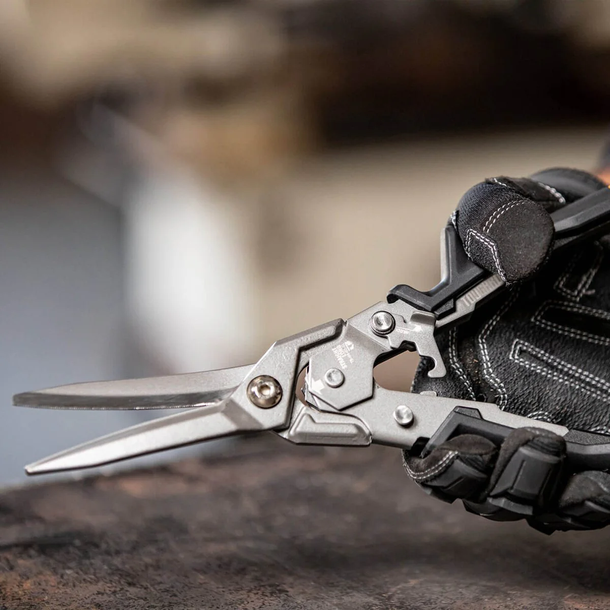 Toughbuilt Straight Long Cut Aviation Snips - 300mm - Precision Cutting - Image 5