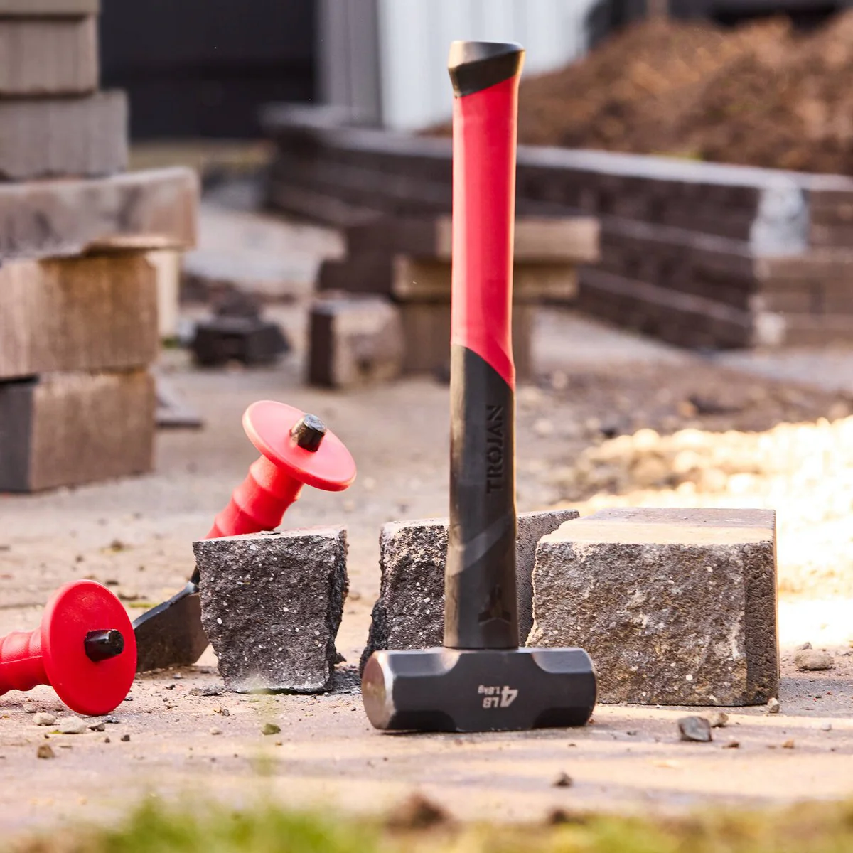 Trojan Fibreglass Sledge Hammer 4lb 1 8kg - Red and Black - TJQ0161 - Image 4