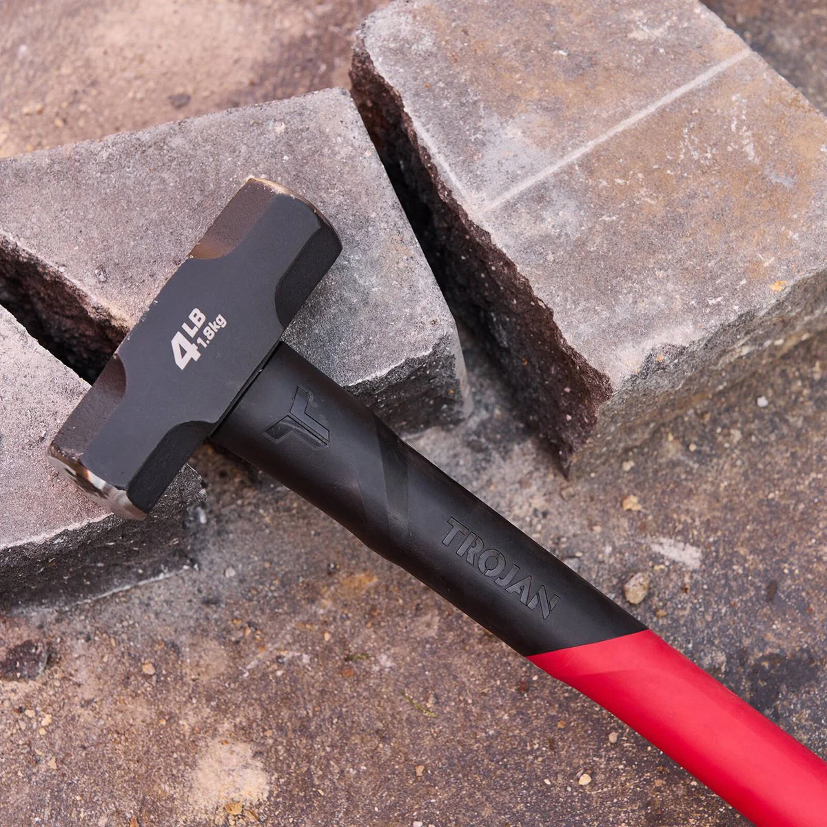 Trojan Fibreglass Sledge Hammer 4lb 1 8kg - Red and Black - TJQ0161 - Image 5