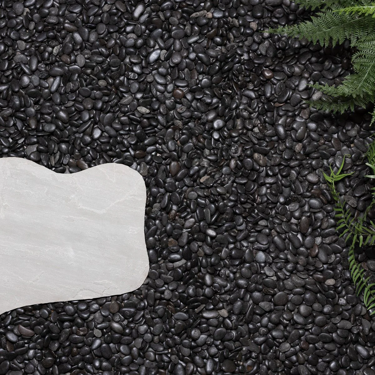 Tuscan Path Black Natural Pebbles 15-20mm 5kg for Landscaping - Image 4