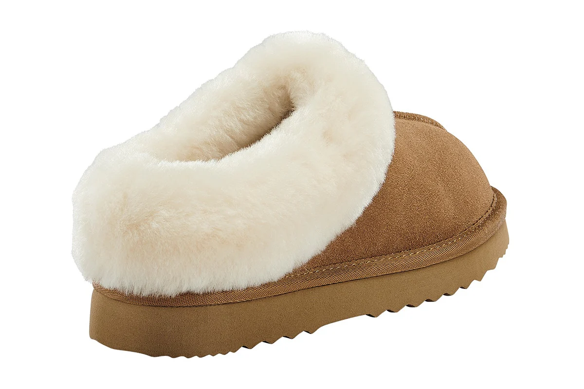 UGG Outback Fluffy Slip On Boot (Chestnut) - Image 4
