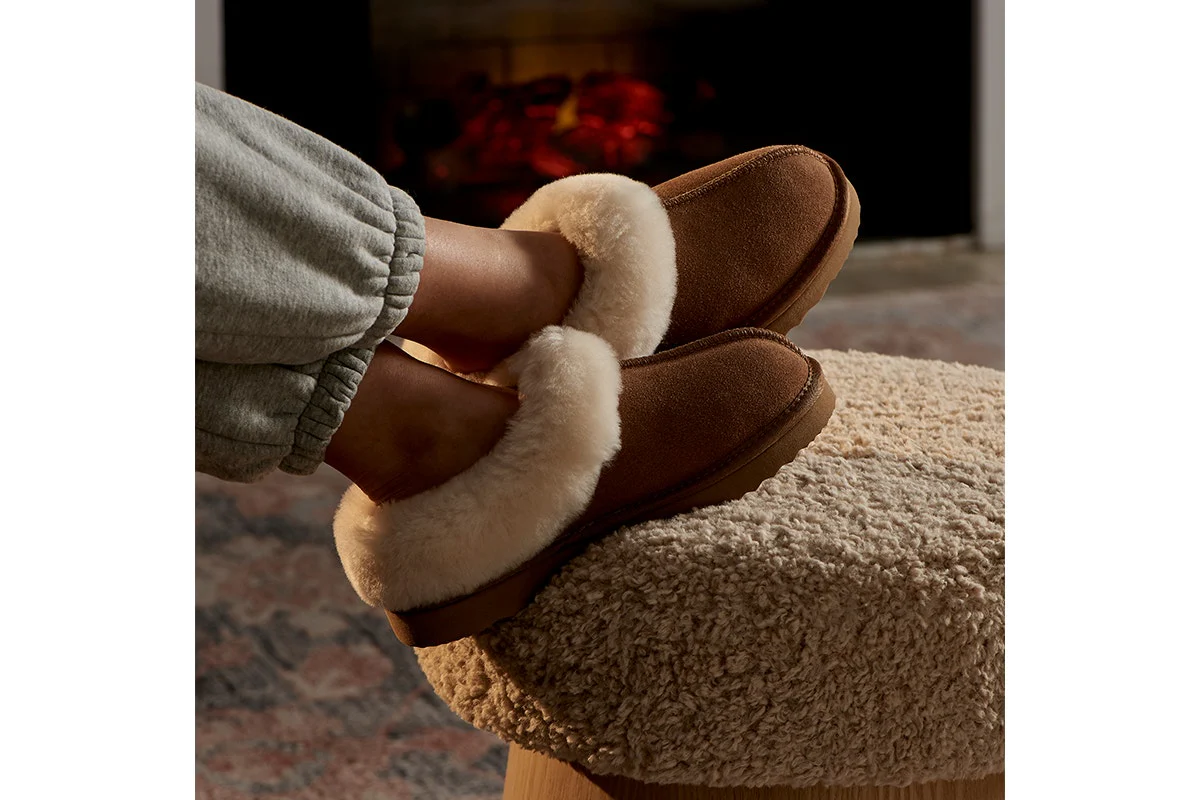 UGG Outback Fluffy Slip On Boot (Chestnut) - Image 7