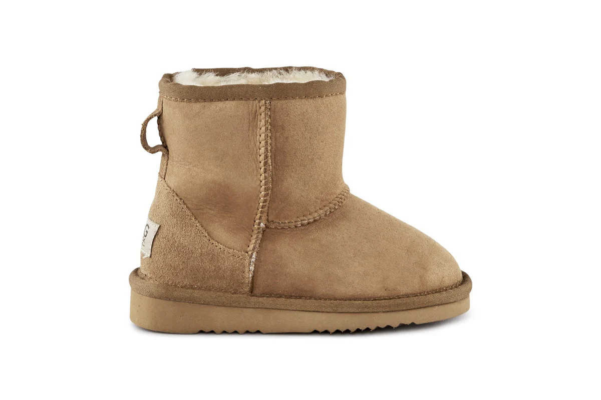 UGG Outback Kid's Premium Australian Sheepskin Classic Boot Chestnut - Image 3