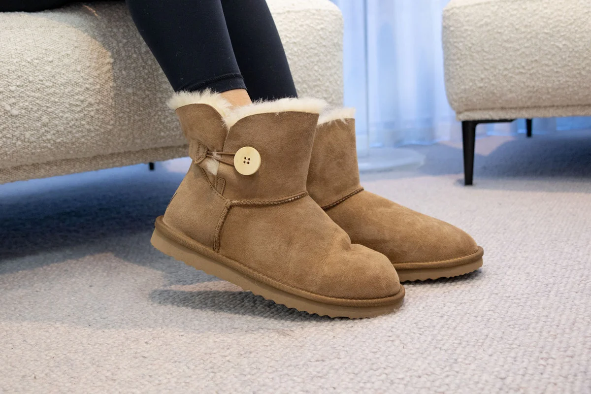 UGG Outback Premium Australian Sheepskin Short Button Boot Chestnut - Image 7