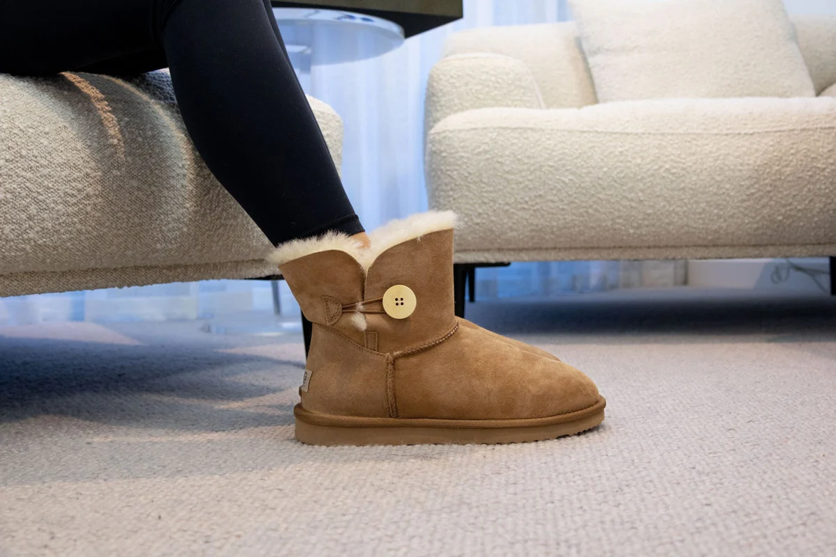 UGG Outback Premium Australian Sheepskin Short Button Boot Chestnut - Image 8
