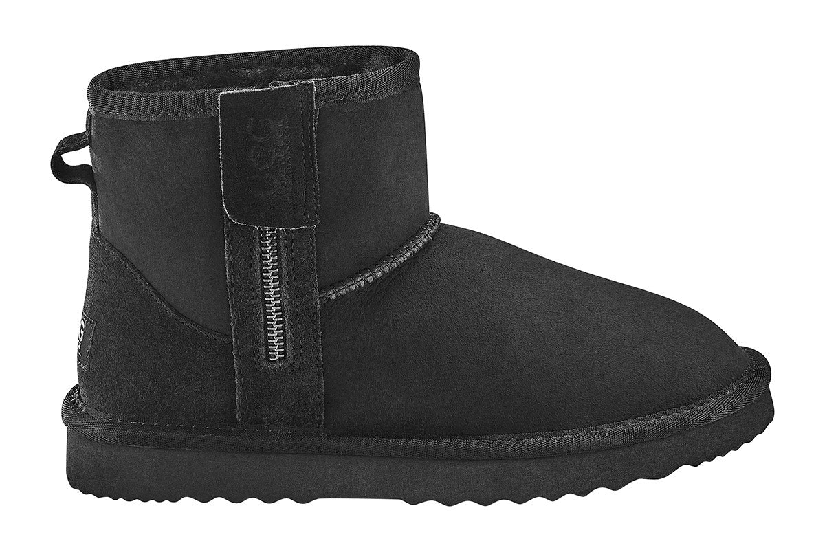 UGG Outback Premium Sheepskin Zip Classic Boot Black - Image 3