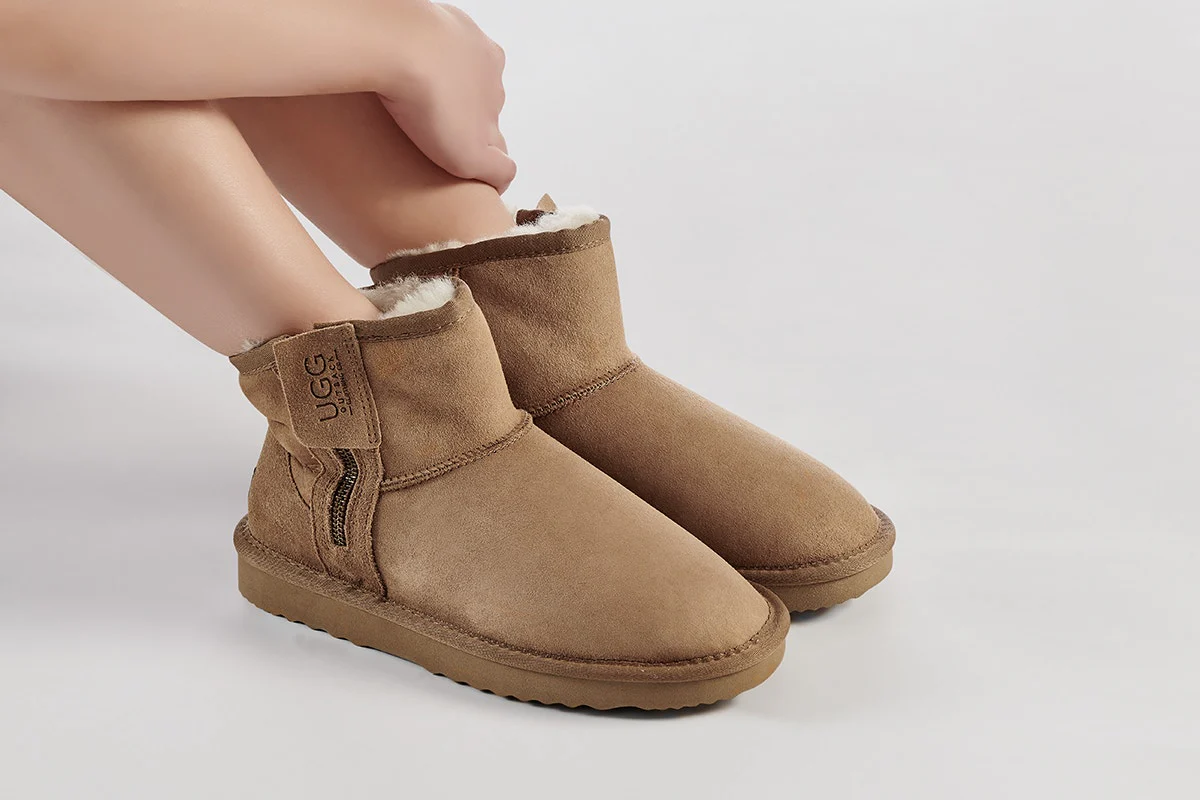 UGG Outback Premium Sheepskin Zip Classic Boot Chestnut - Image 6