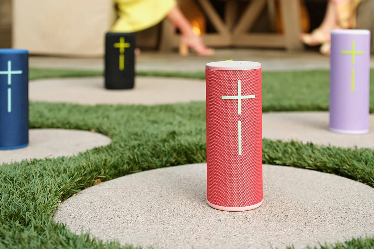 Ultimate Ears Boom 4 Bluetooth Speaker Raspberry Red - Image 7