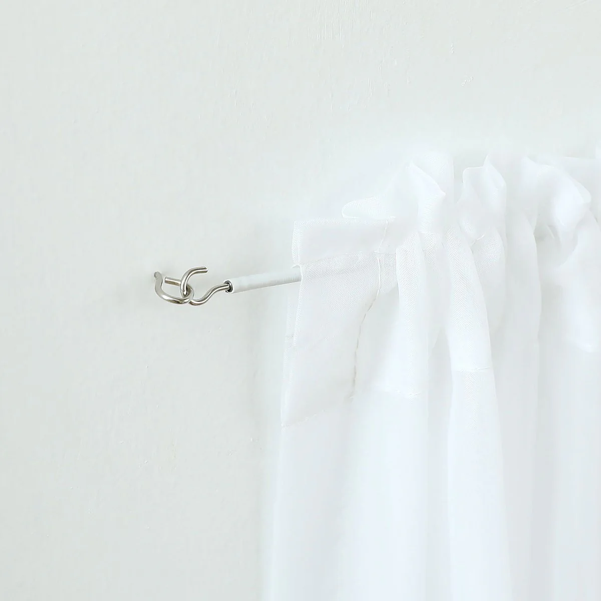 Windoware Hooks and Eyes Expanding Curtain Wire Kit - 2m - White - PVC Coated - Durable - Image 3