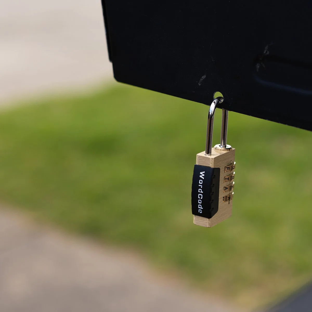 Wordcode 24mm Brass 4 Dial Resettable Padlock - Durable - Secure Locking Solution - Image 4